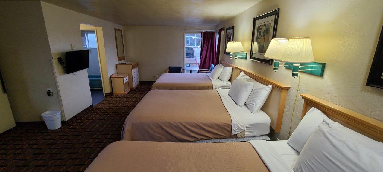 Economy Inn Reedsport Eksteriør bilde